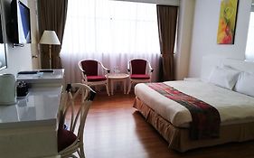 Grand Barakah Hotel